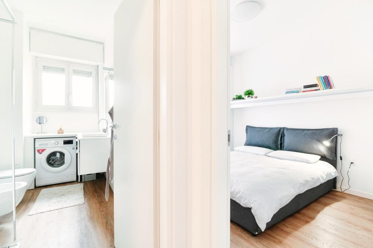 Joivy Superb Flat With Balcony Lägenhet Como Exteriör bild
