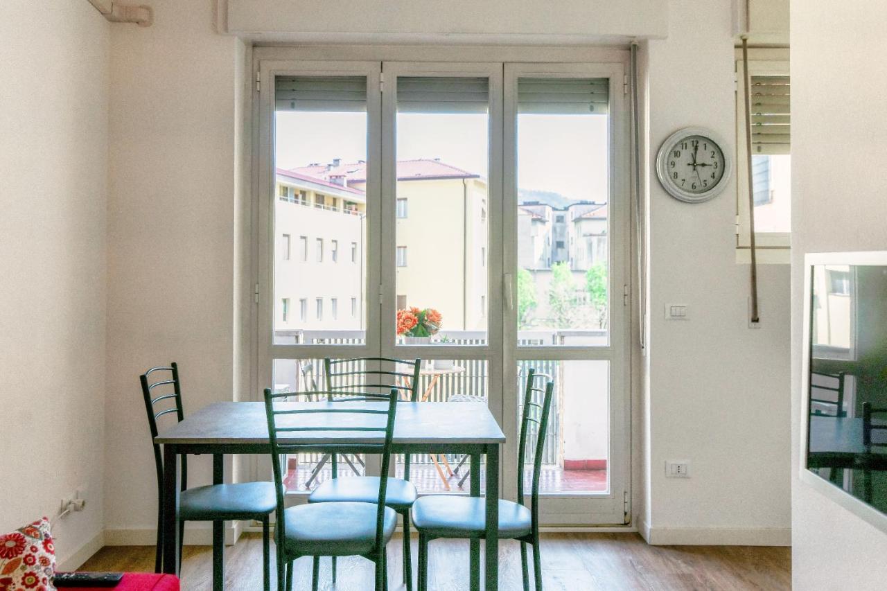 Joivy Superb Flat With Balcony Lägenhet Como Exteriör bild